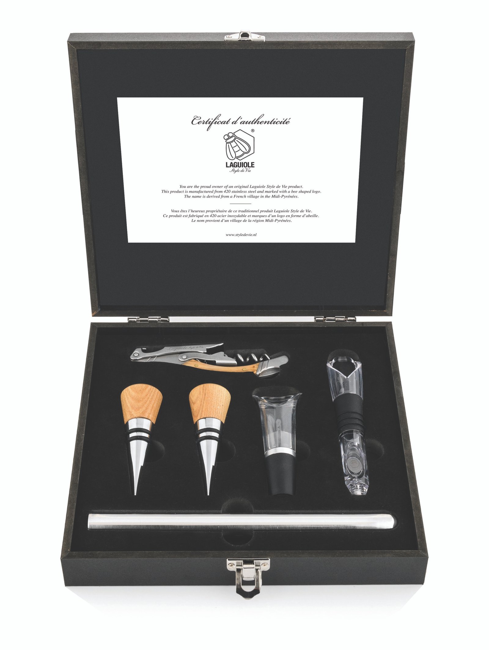KurkEikGift_PR (1) Corkscrew with Accessories | Laguiole Luxury Line