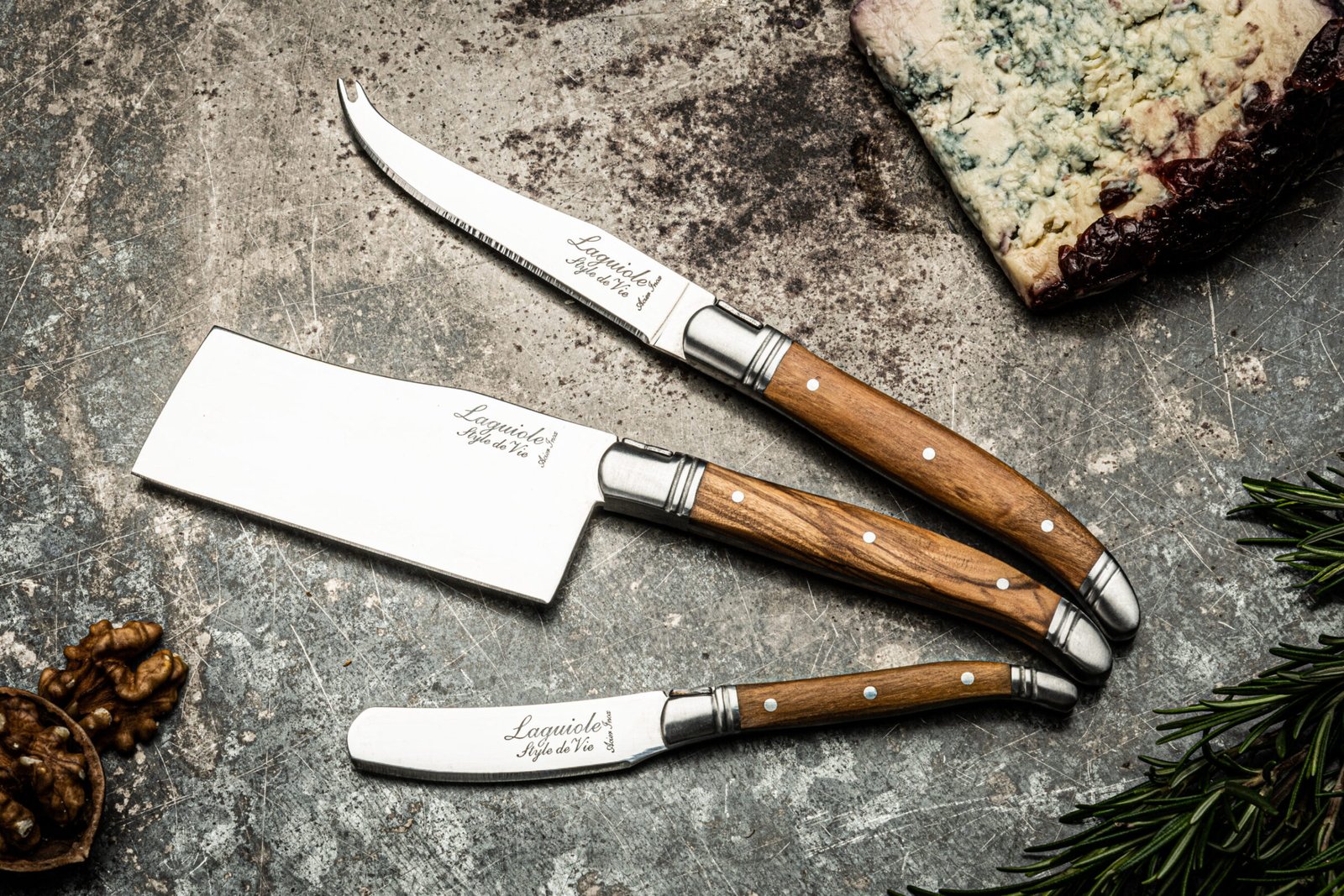 LuxKaasOlijf_SF (5) Olive Wood Cheese Knives (Set of 3) | Laguiole Luxury Line