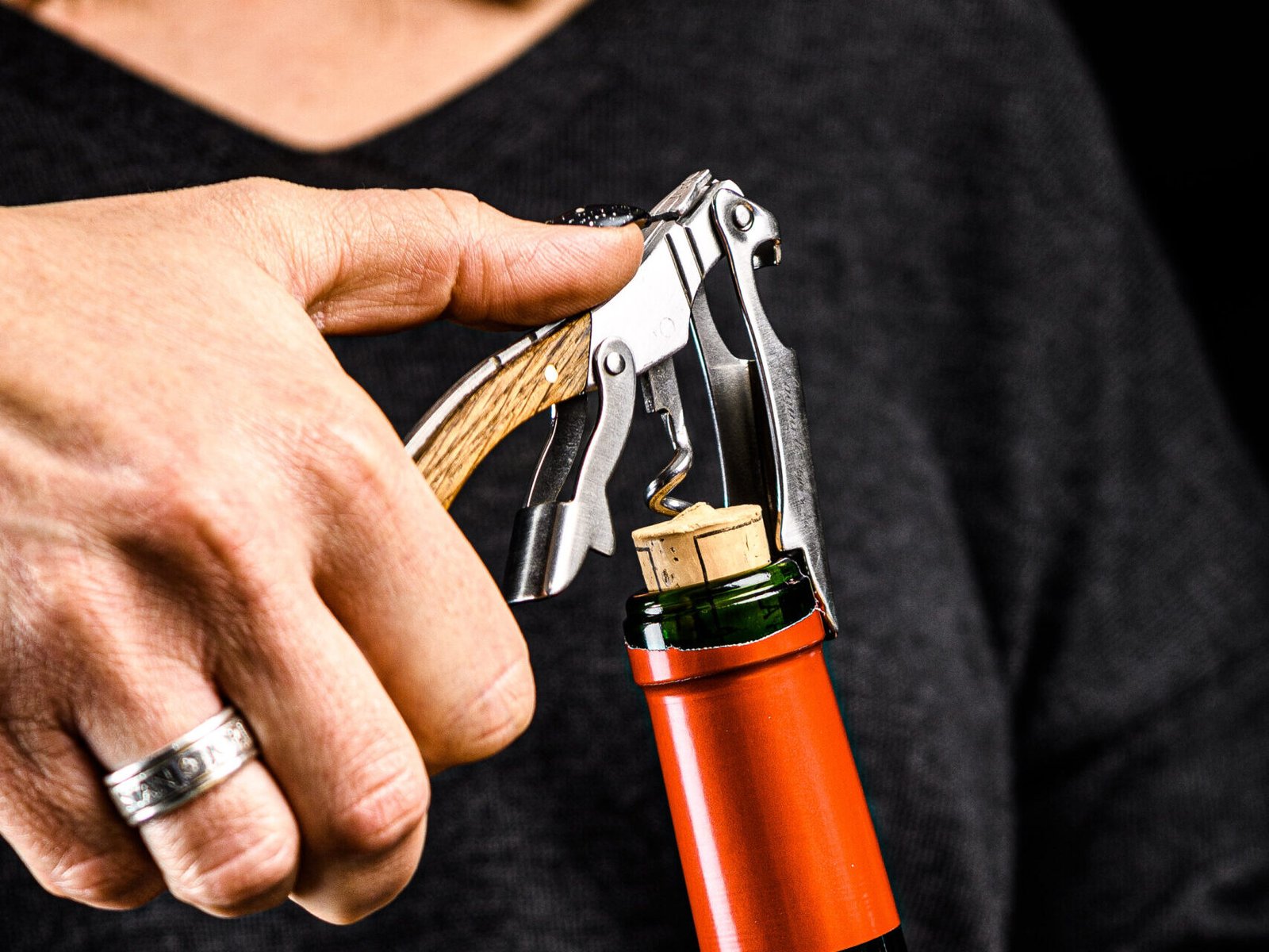 KurkEikGift_SF (10) Corkscrew with Accessories | Laguiole Luxury Line