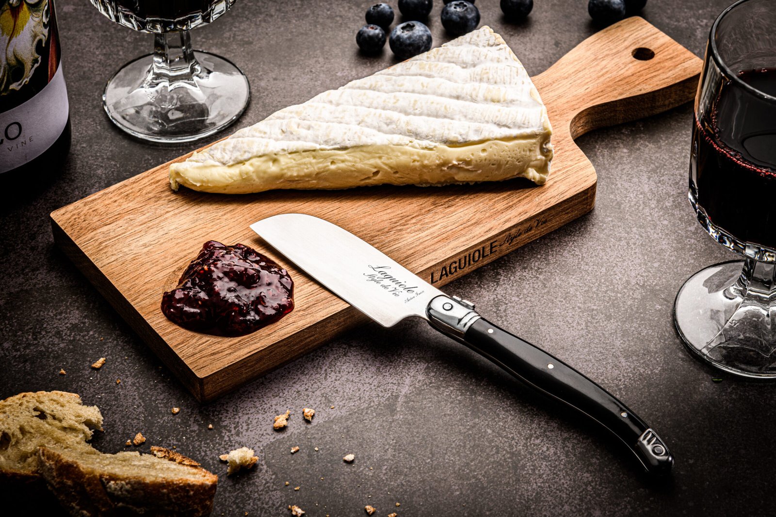 SantPlankAcaZw_SF (3) Santoku Cheese Knife and Acacia Wooden Serving Board Bundle | Laguiole Premium Line